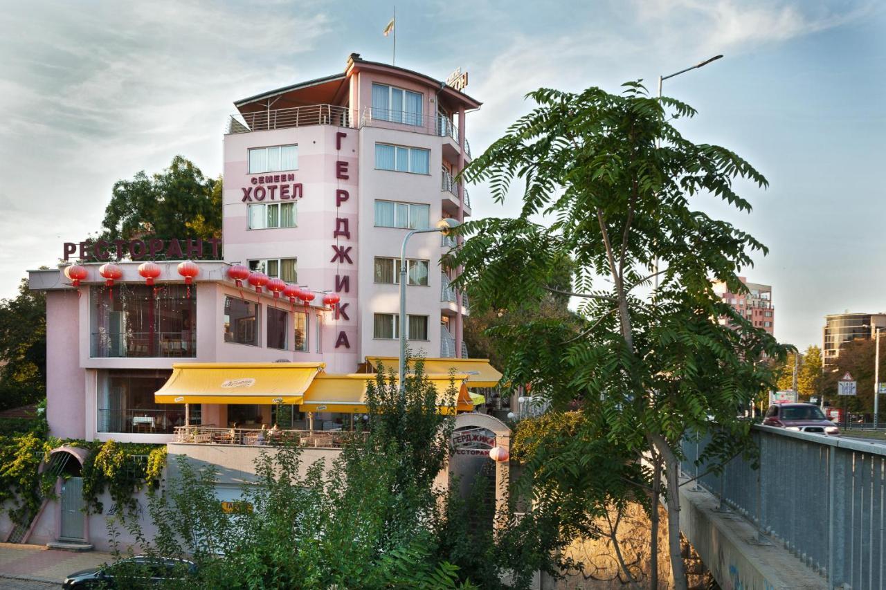 Family Hotel Gerdjika Plovdiv Esterno foto