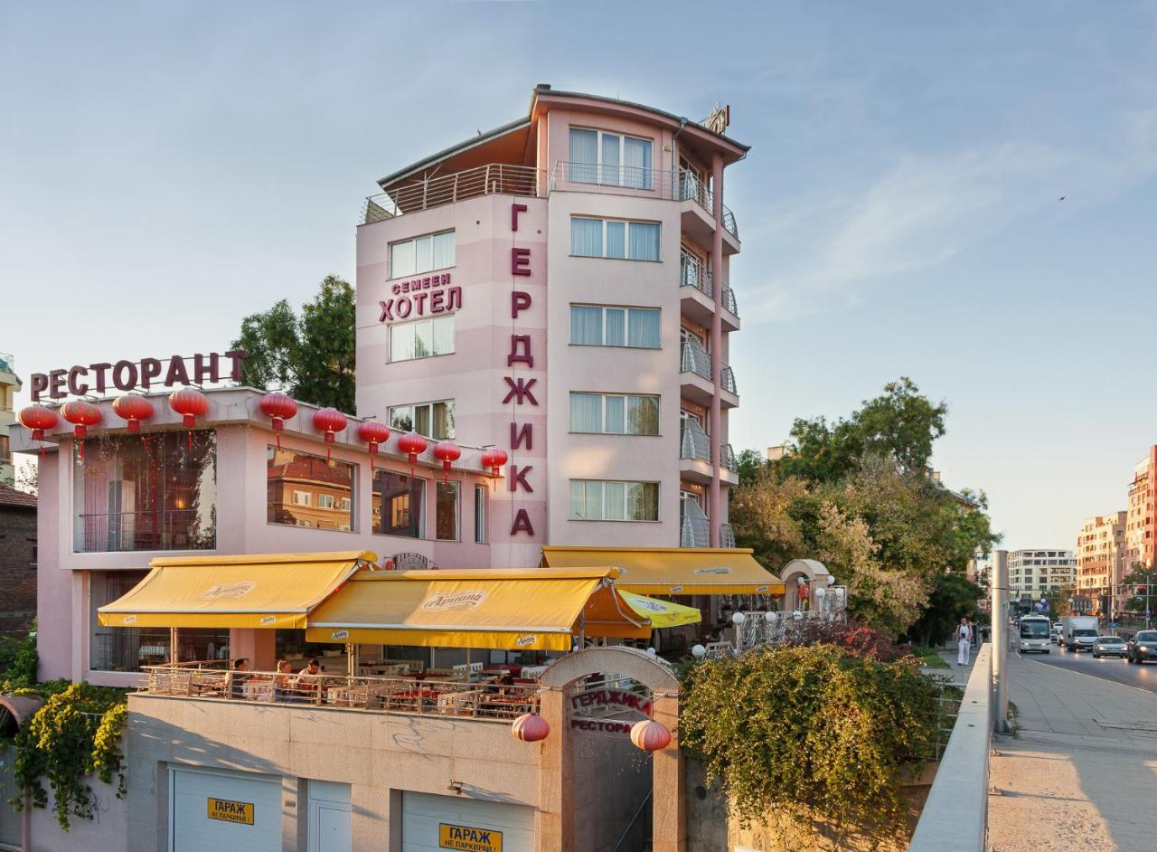 Family Hotel Gerdjika Plovdiv Esterno foto